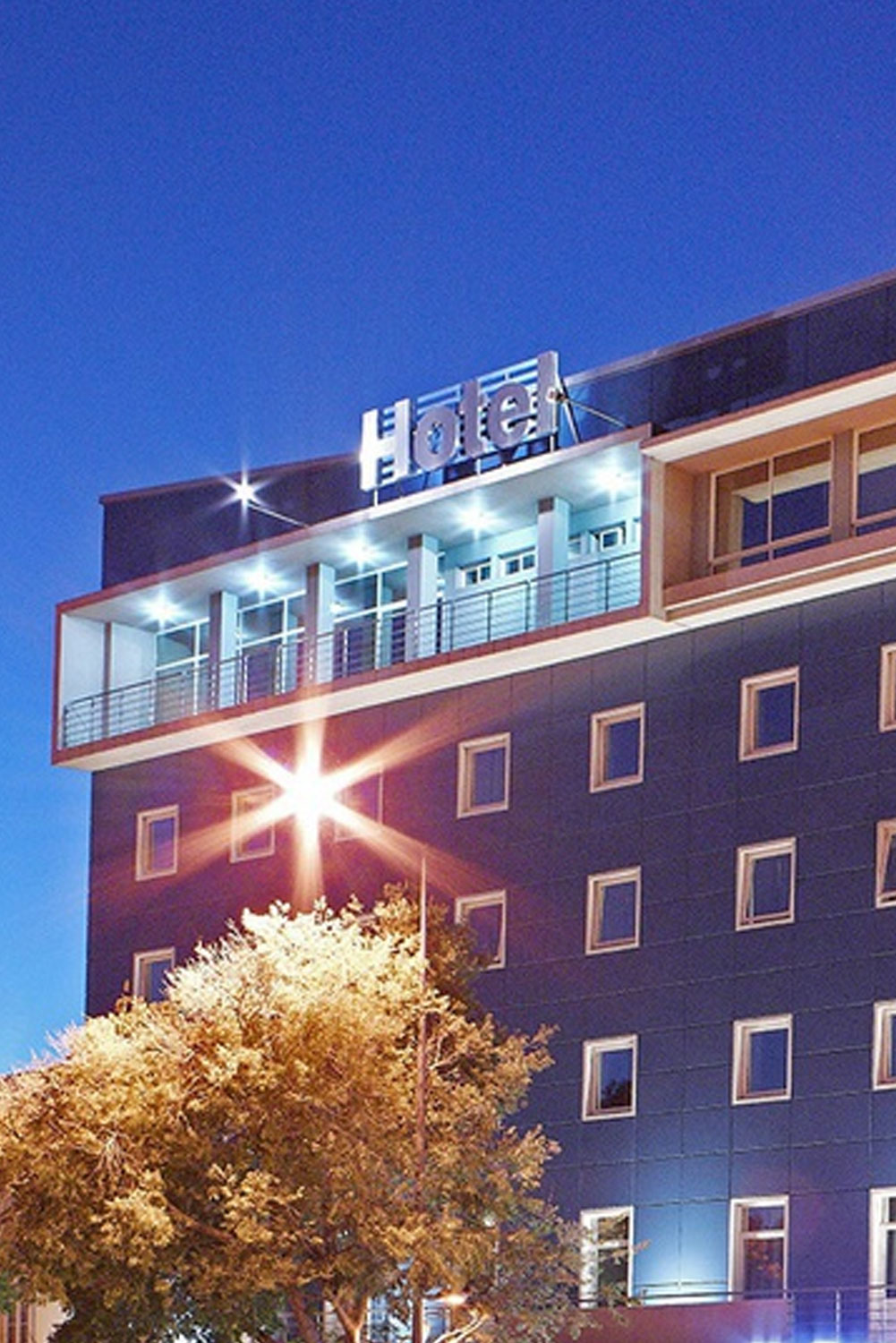 Luna Esperança Centro Hotel